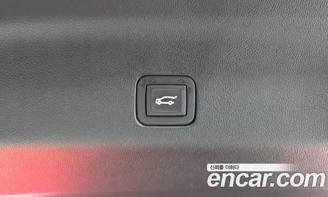 Cadillac Escalade 2024 — Photo 19/35