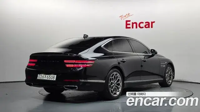Genesis Electrified G80 2020 — Photo 2/20