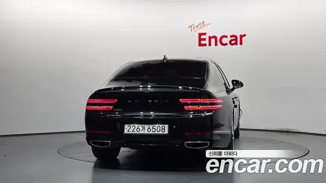 Genesis Electrified G80 2020 — Photo 4/20