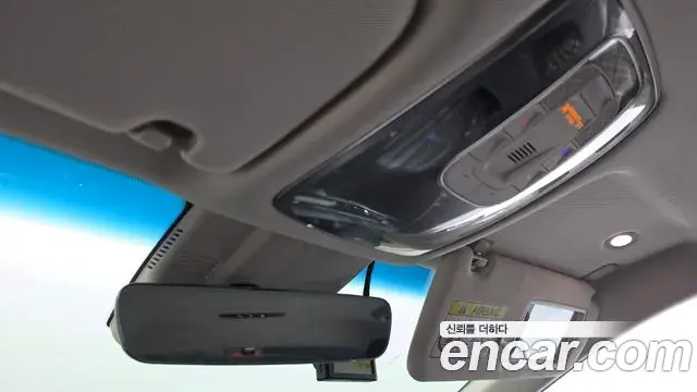 Genesis Electrified G80 2020 — Photo 19/20