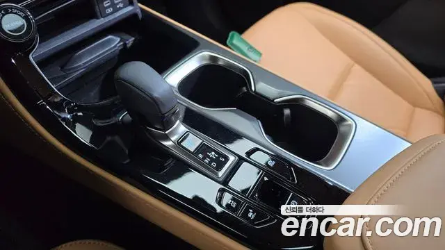 Lexus NX350h 2023 — ფოტო 13/20