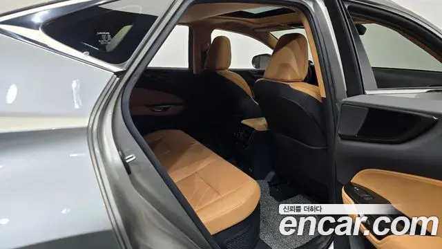 Lexus NX350h 2023 — ფოტო 7/20