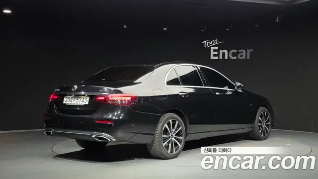 Mercedes-Benz E-Class 2021 — Şəkil 2/20