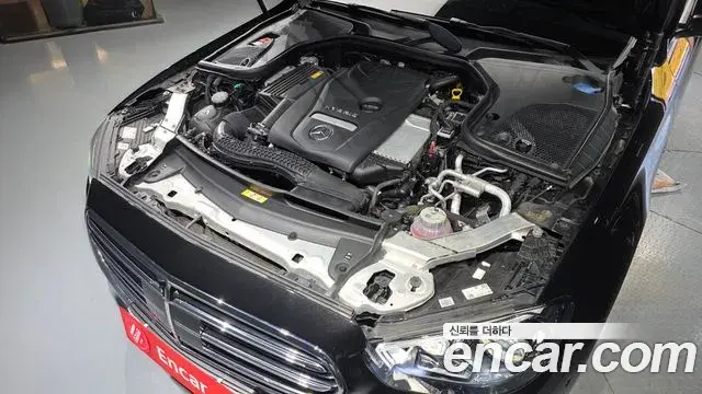 Mercedes-Benz E-Class 2021 — Şəkil 6/20