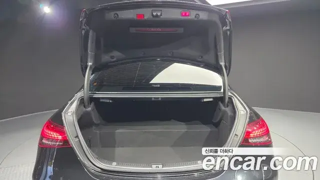 Mercedes-Benz E-Class 2021 — Şəkil 19/20