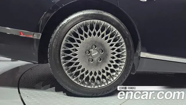 Genesis Electrified G80 2020 — Photo 5/20