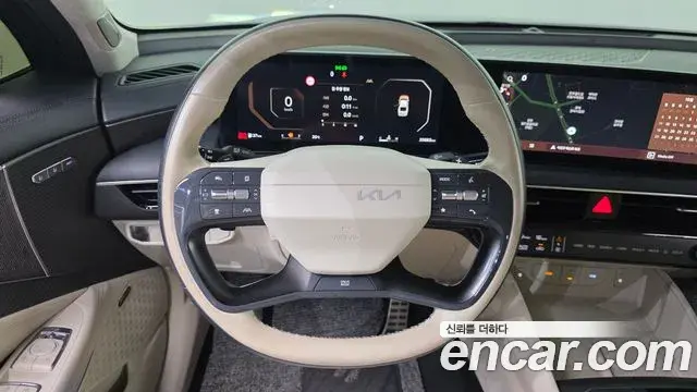 Kia K8 2024 — Photo 12/20