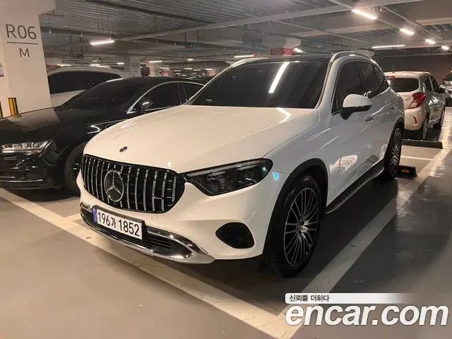 Mercedes-Benz GLC-Class 2023 — Photo 2/6