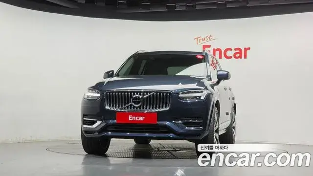 Volvo XC90 2022 — Photo 3/20