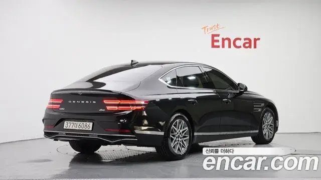 Genesis Electrified G80 2025 — Photo 2/20