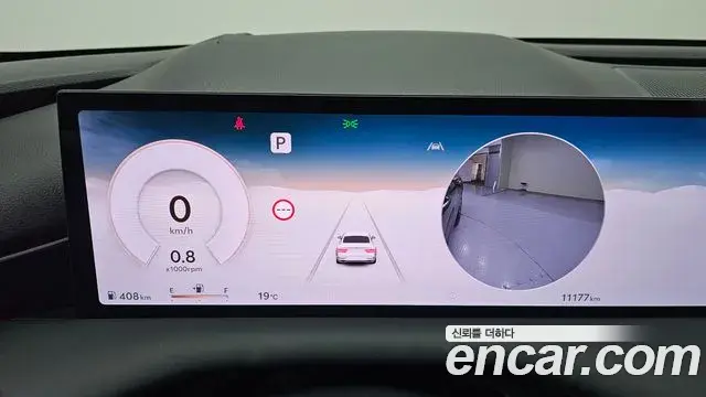 Genesis Electrified G80 2025 — Photo 8/20