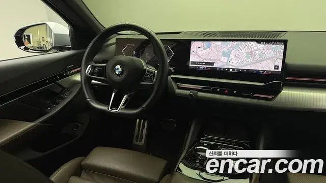 BMW 5 Series 2023 — Photo 4/20
