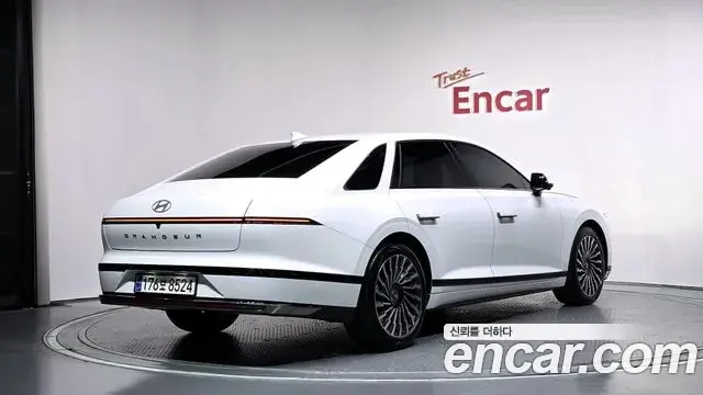 Hyundai Grandeur 2024 — Photo 2/20