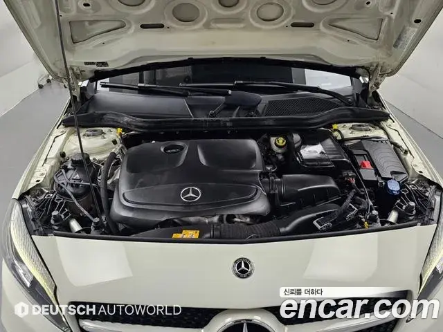 Mercedes-Benz A-Class 2018 — Фото 5/20