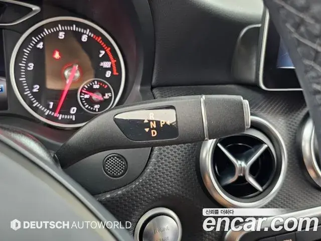 Mercedes-Benz A-Class 2018 — Фото 7/20