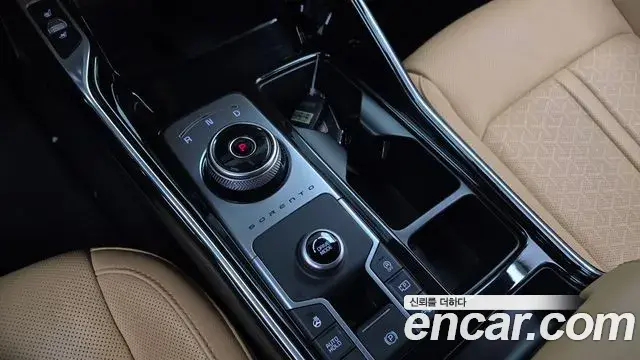 Kia Sorento 2022 — Photo 9/20