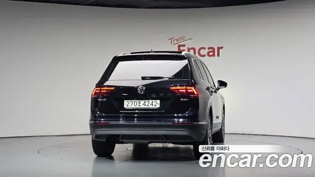 Volkswagen Tiguan 2018 — Photo 4/20
