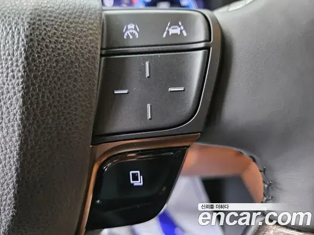Toyota Alphard 2025 — Şəkil 17/20