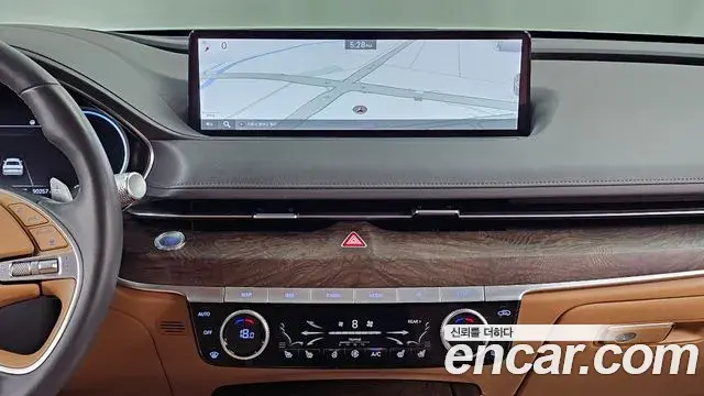 Genesis Electrified G80 2020 — Photo 19/20