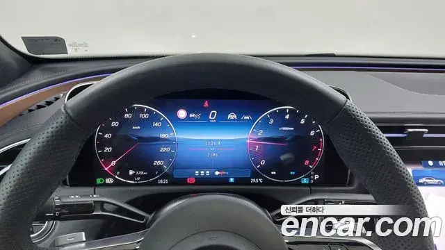 Mercedes-Benz E-Class 2026 — Photo 7/17
