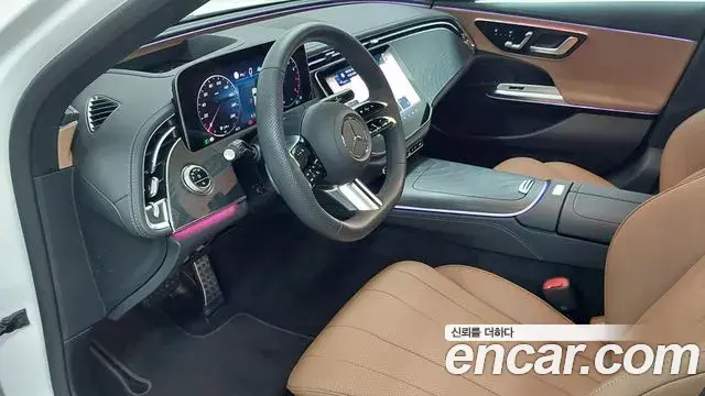 Mercedes-Benz E-Class 2026 — Photo 14/17