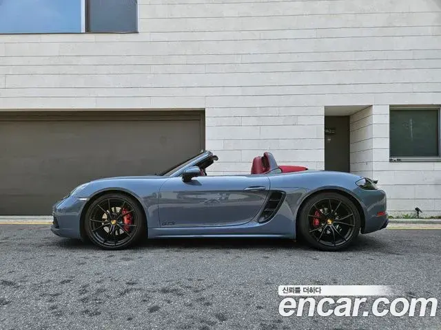 Porsche 718 Boxster 2018 — Фото 7/19
