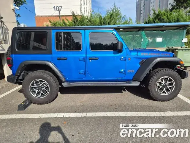 Jeep Wrangler 2025 — Photo 1/19