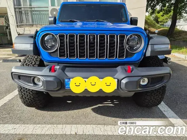 Jeep Wrangler 2025 — Photo 2/19