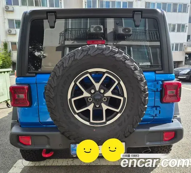 Jeep Wrangler 2025 — Photo 3/19