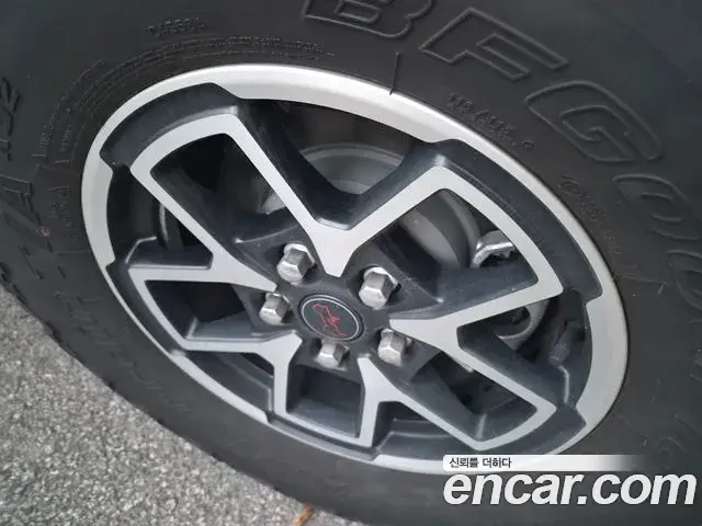 Jeep Wrangler 2025 — Photo 4/19