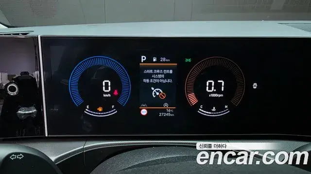 Hyundai Santa Fe 2024 — Photo 8/20