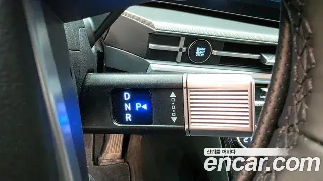 Hyundai Santa Fe 2024 — Photo 9/20
