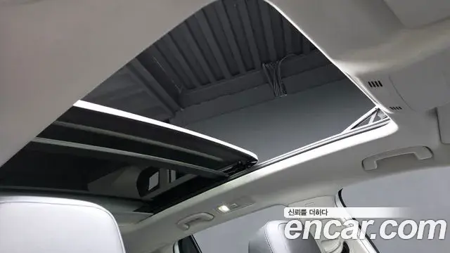 Volkswagen Tiguan 2022 — Photo 19/20