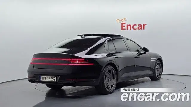 Genesis G90 2024 — Photo 2/20