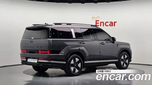 Hyundai Santa Fe 2026 — Photo 2/20