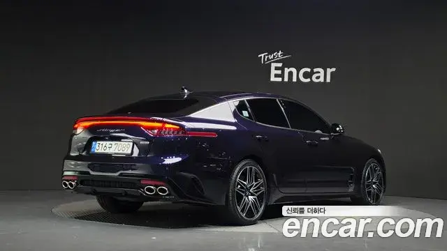 Kia Stinger 2020 — Photo 2/20