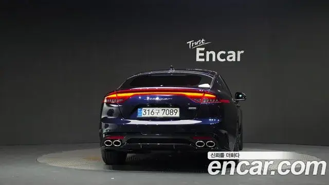 Kia Stinger 2020 — Photo 4/20