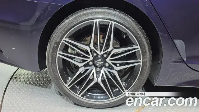 Kia Stinger 2020 — Photo 5/20