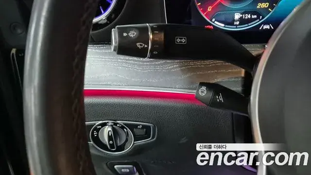Mercedes-Benz CLS-Class 2021 — Photo 11/20
