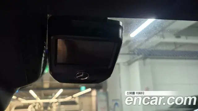 Mercedes-Benz CLS-Class 2021 — Photo 19/20