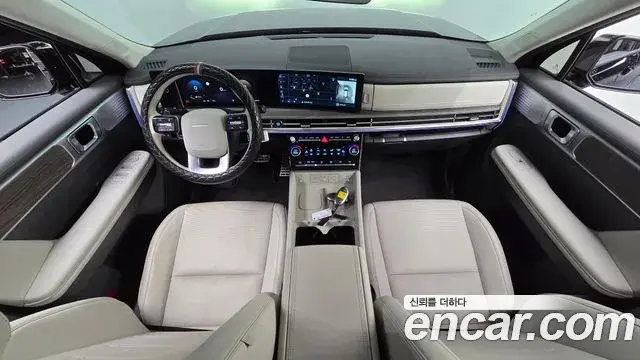 Hyundai Santa Fe 2023 — Photo 7/20