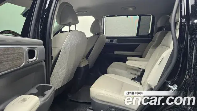Hyundai Santa Fe 2023 — Photo 12/20