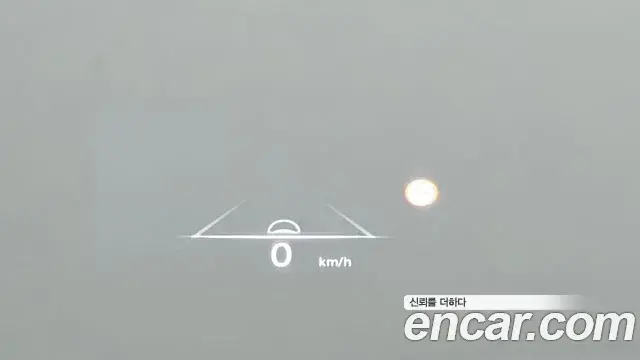 Genesis Electrified G80 2022 — Photo 17/20