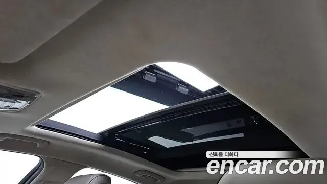 Genesis Electrified G80 2022 — Photo 18/20
