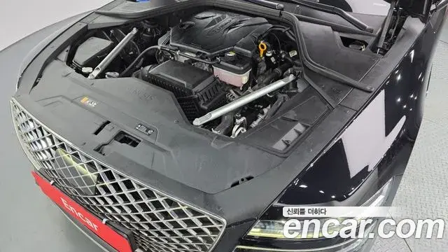 Genesis Electrified G80 2021 — Photo 6/20