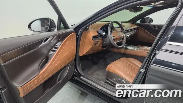 Genesis Electrified G80 2021 — Photo 10/20