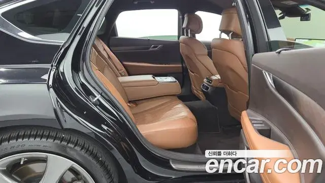 Genesis Electrified G80 2021 — Photo 11/20