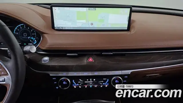 Genesis Electrified G80 2021 — Photo 13/20