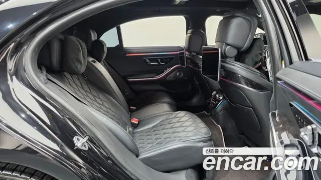 Mercedes-Benz S-Class 2021 — Photo 11/20