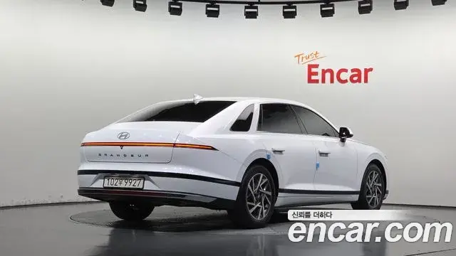 Hyundai Grandeur 2026 — Photo 2/20